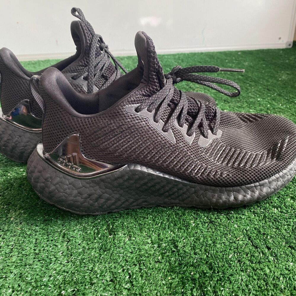 Size 9 - adidas Alphaboost M Core Black Shoes